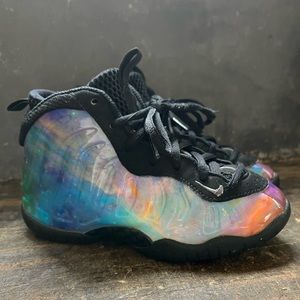 Nike air foamposite big bang childrens shoes
